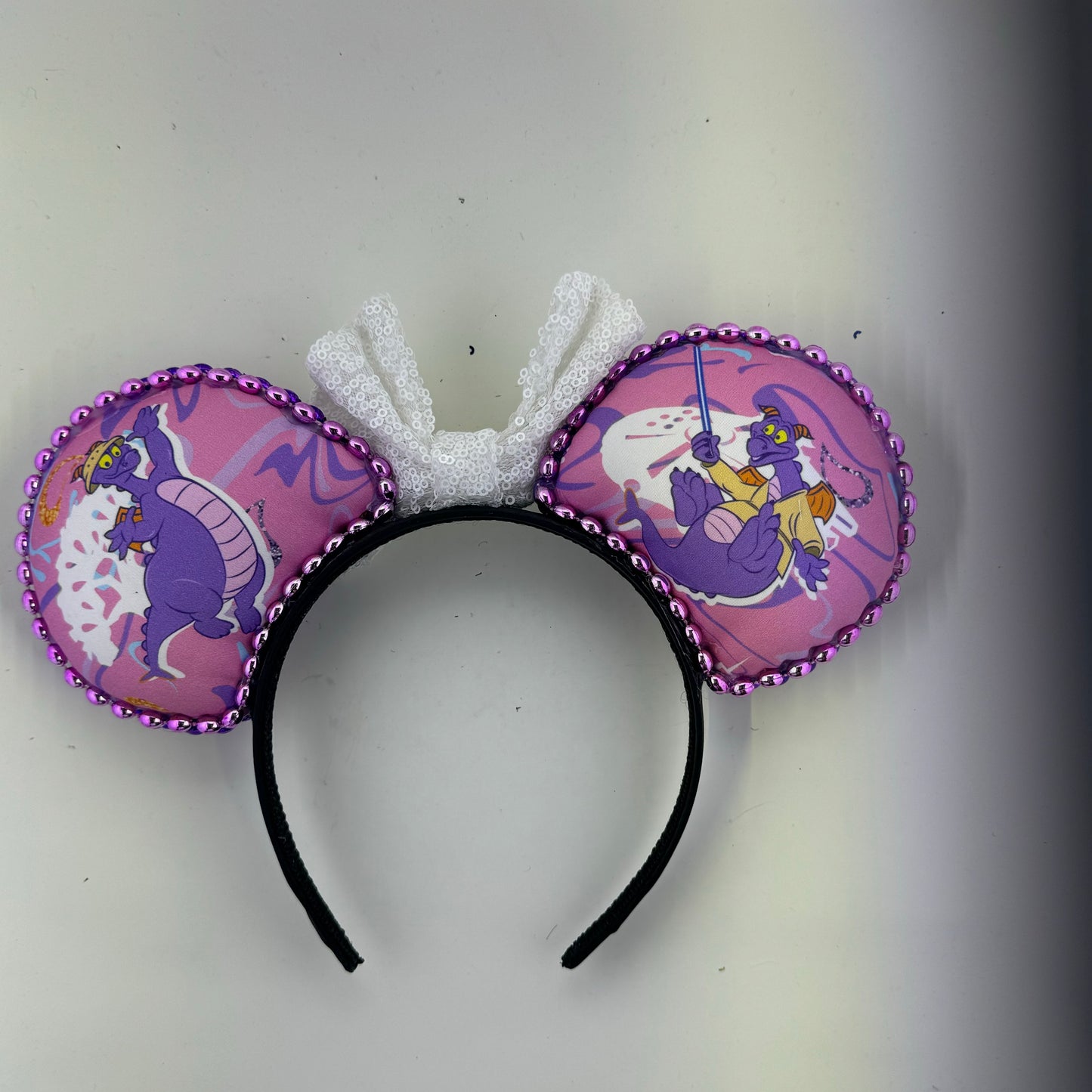 Sparks Around The World w/ White Bow Ears