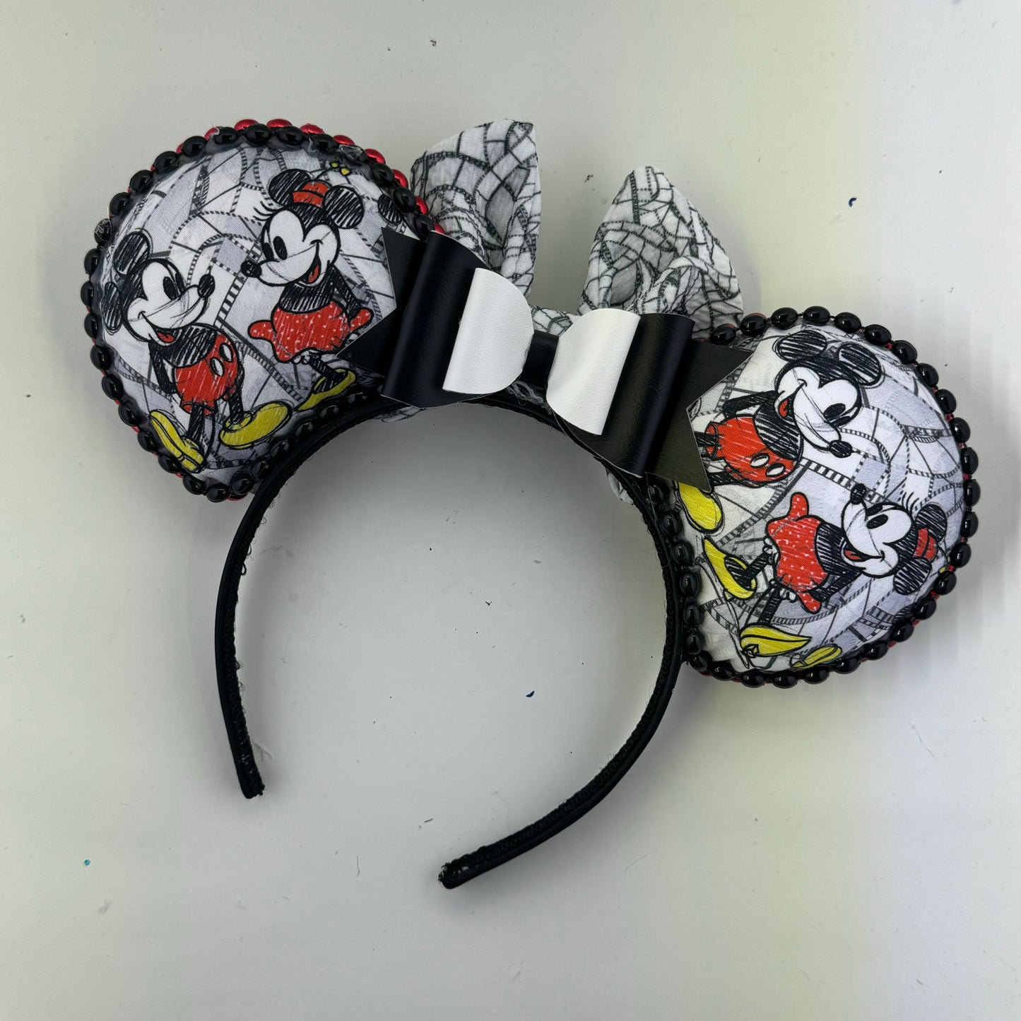 Sketch Mic w/ Film Reel Bow 1 Ears