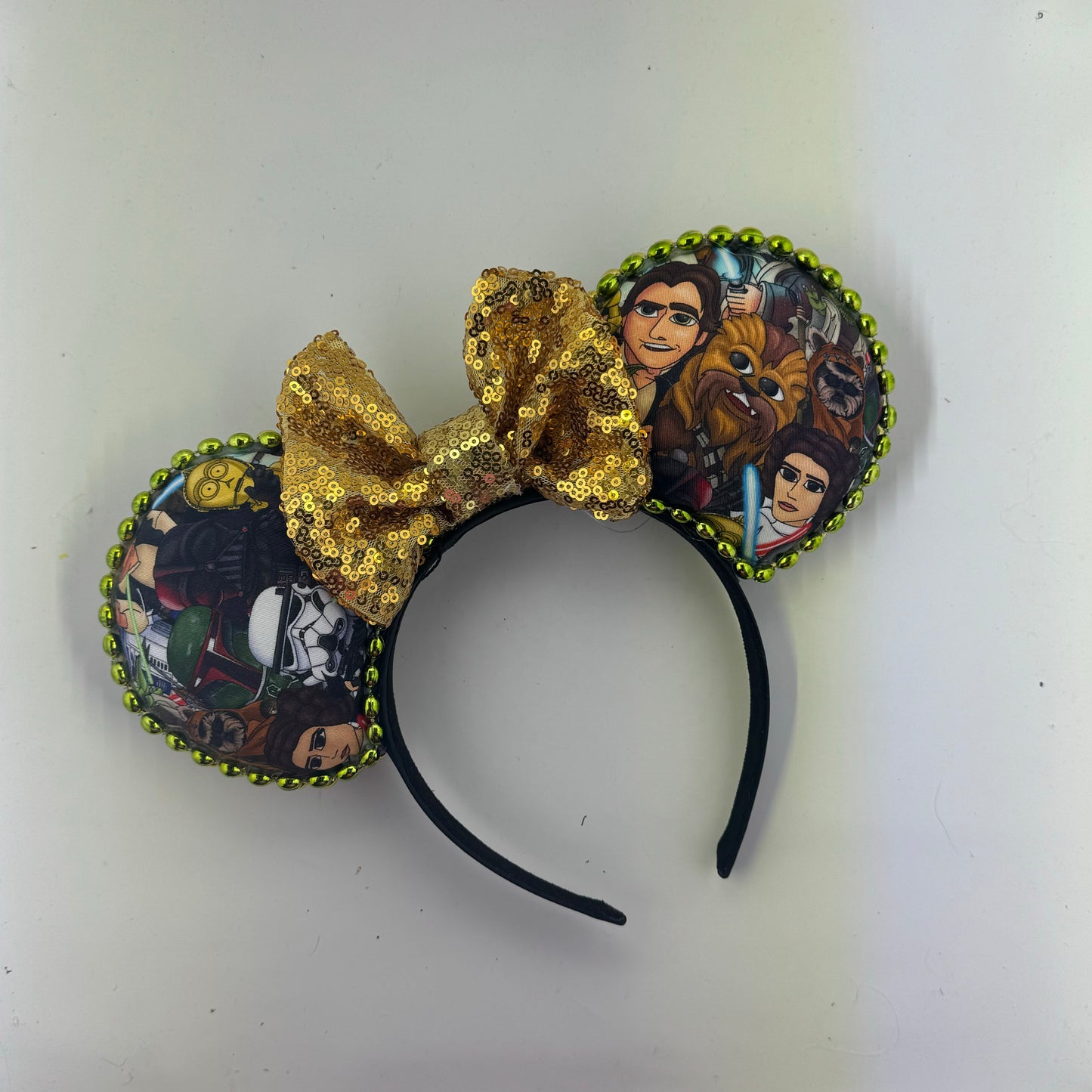 SW Stacked w/ Gold Bow 1 Ears