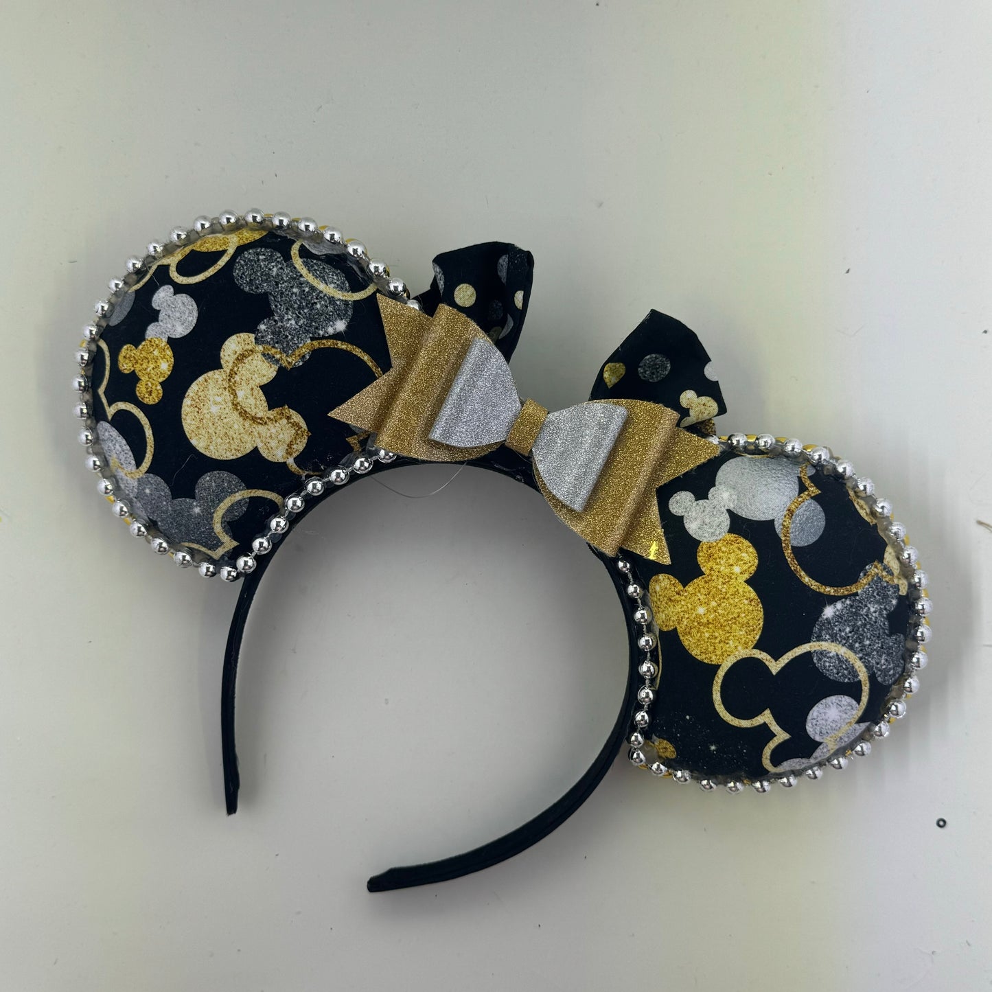 New Year Fetti w/ Bubbly Dot Bow Ears