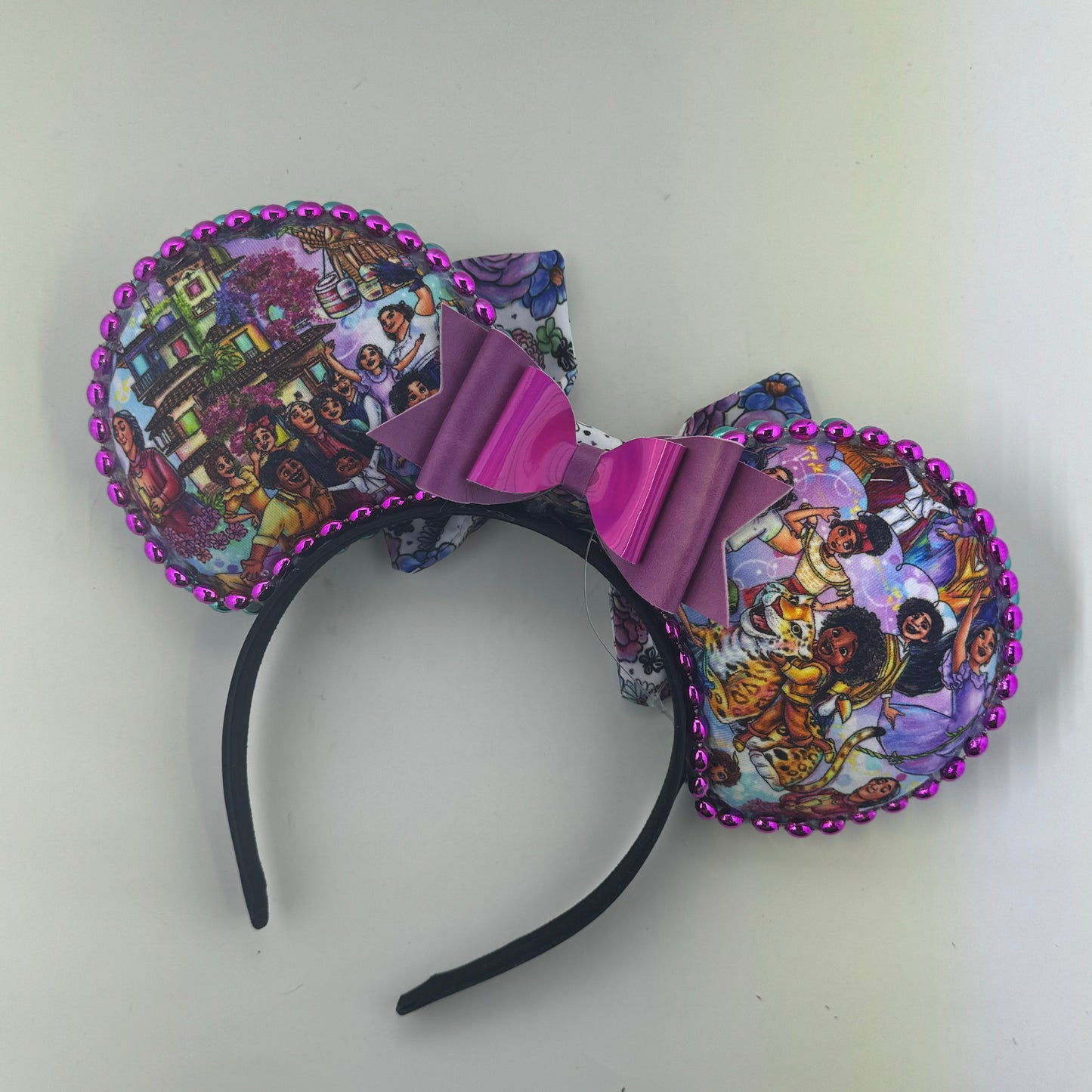 Enchantment w/ Coord Bow 2 Ears