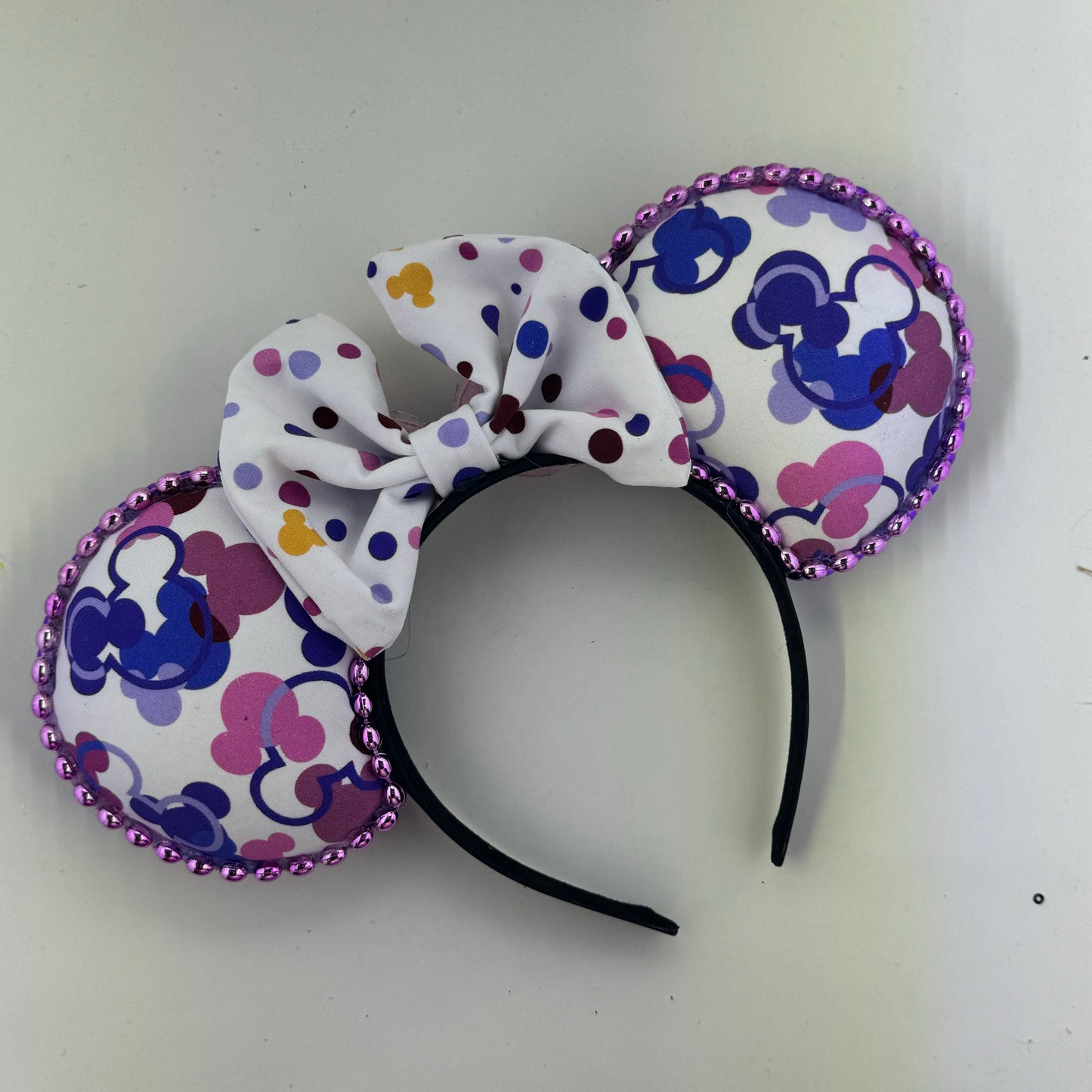 Villainous Good Fetti w/ White Dots Bow 2 Ears