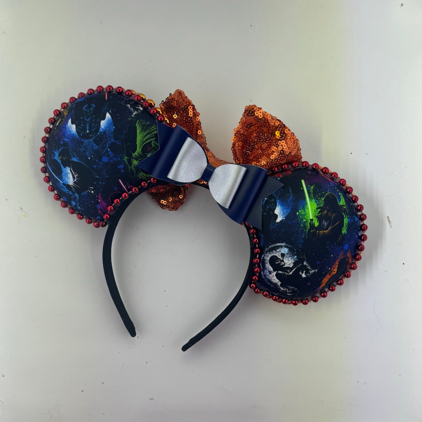 Illumination Wars Everyone Space sm w/ Orange Bow Ears
