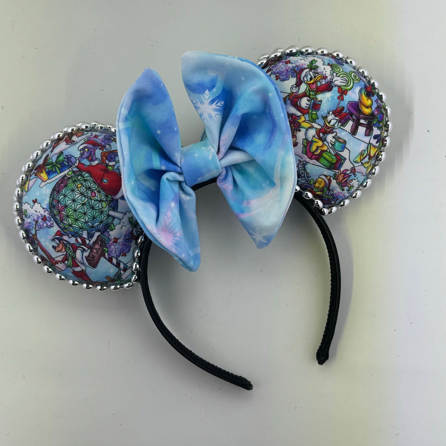 Winter Wonderland on Main Street w/ Winter Wonderland BG Bow EARS