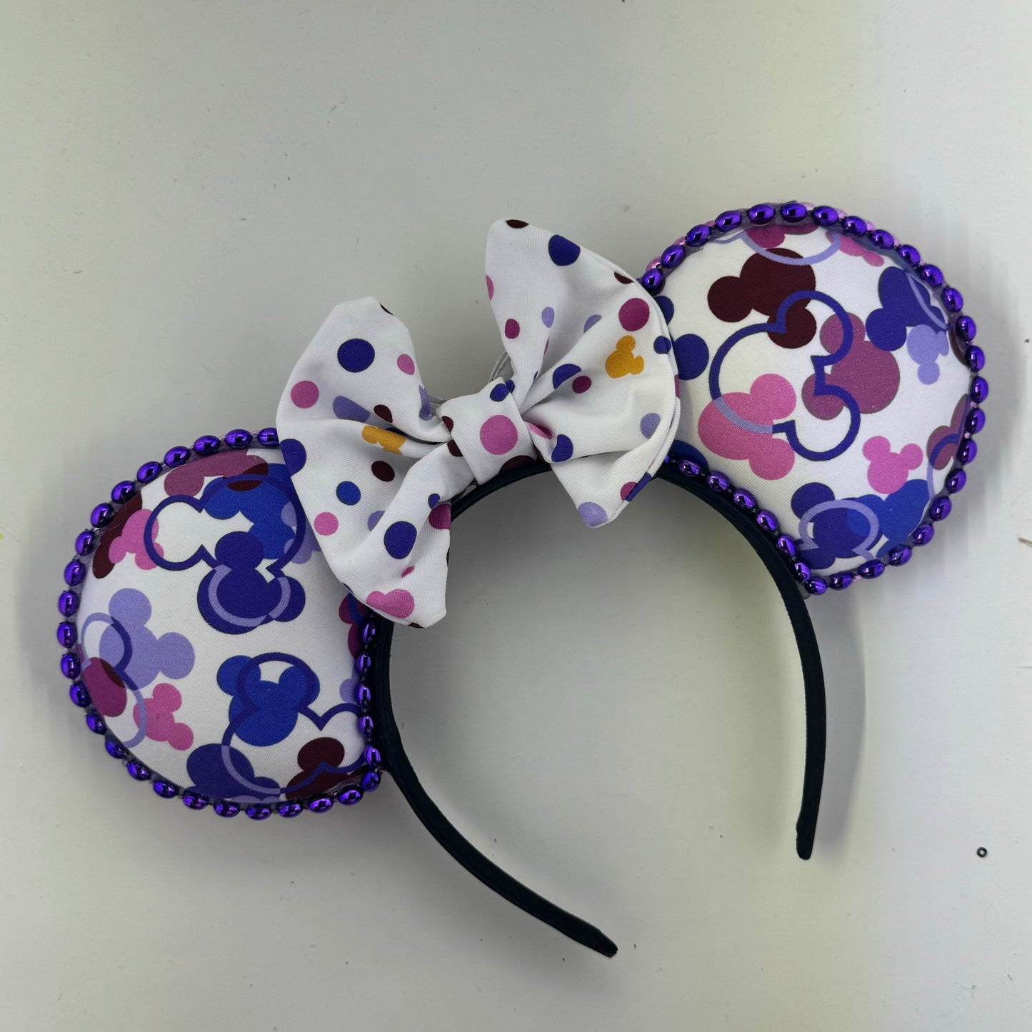 Villainous Good Fetti w/ White Dot Bow 1 Ears