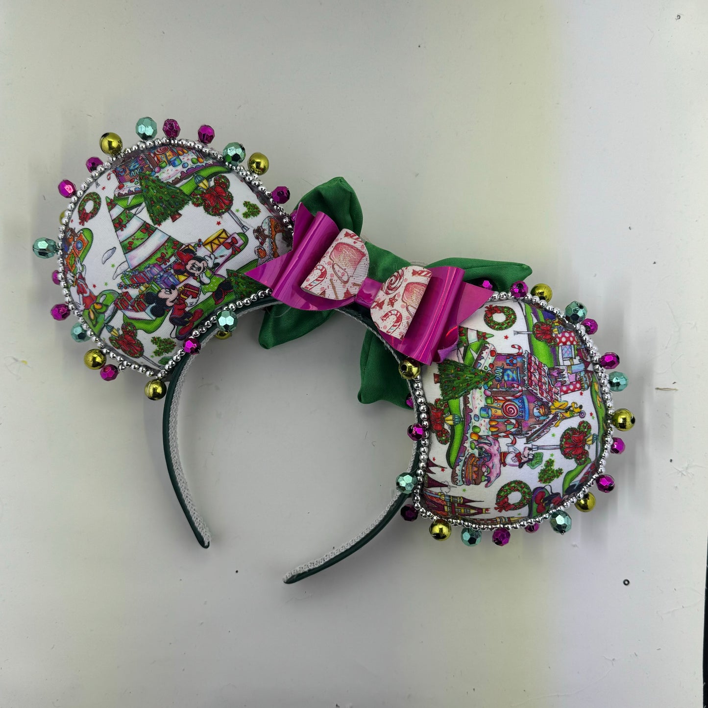 Christmas Parade Main w/ Green Satin Bow Ears