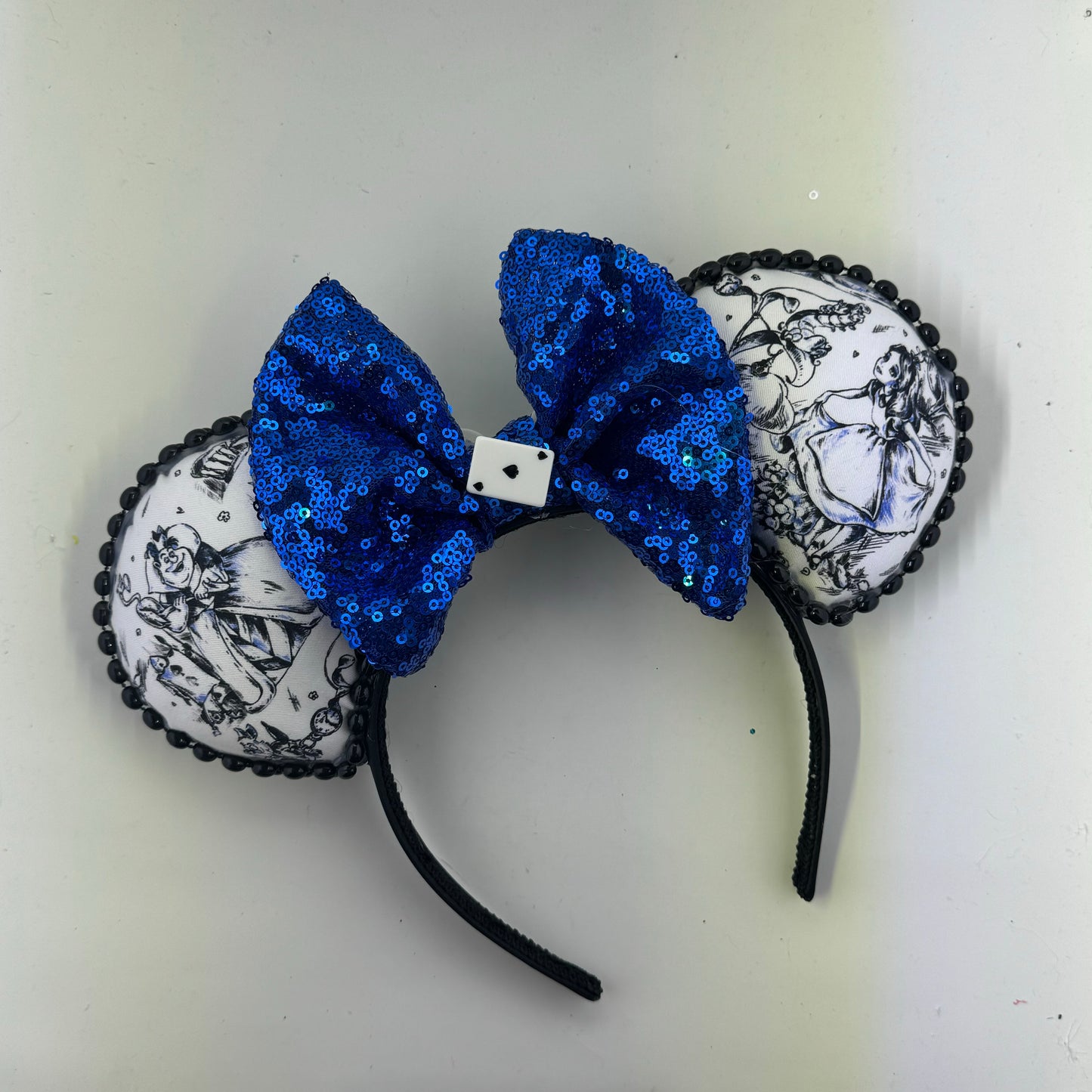 Monochrome Alice w/ Royal Bow Ears