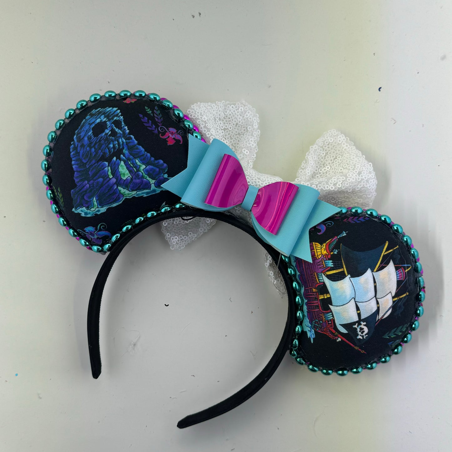 Tiki Room Tink Black w/ White Bow 2 Ears