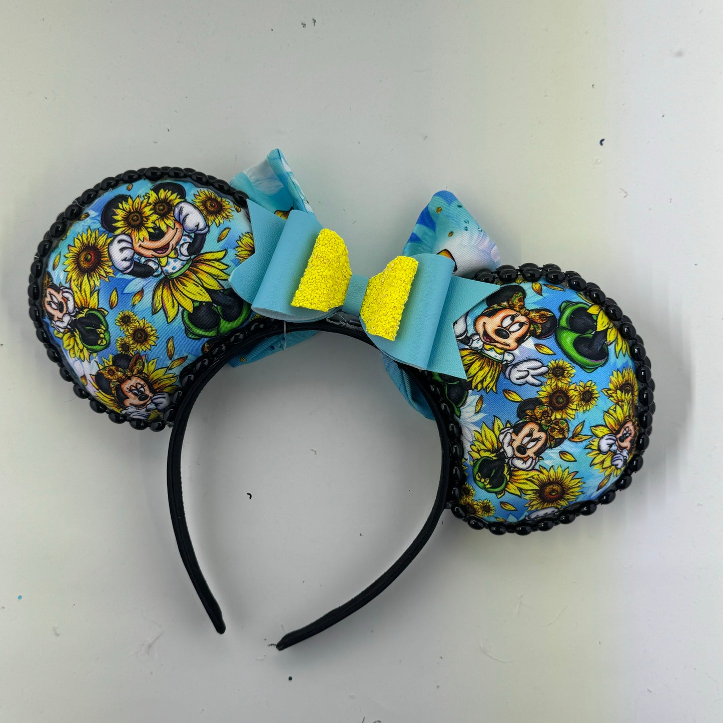 Minnie Main Sunflower w/ Coord Bow 1 Ears