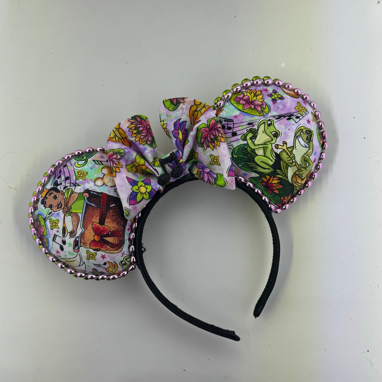 Bayou Dreams w/ Floral Bow 2 Ears