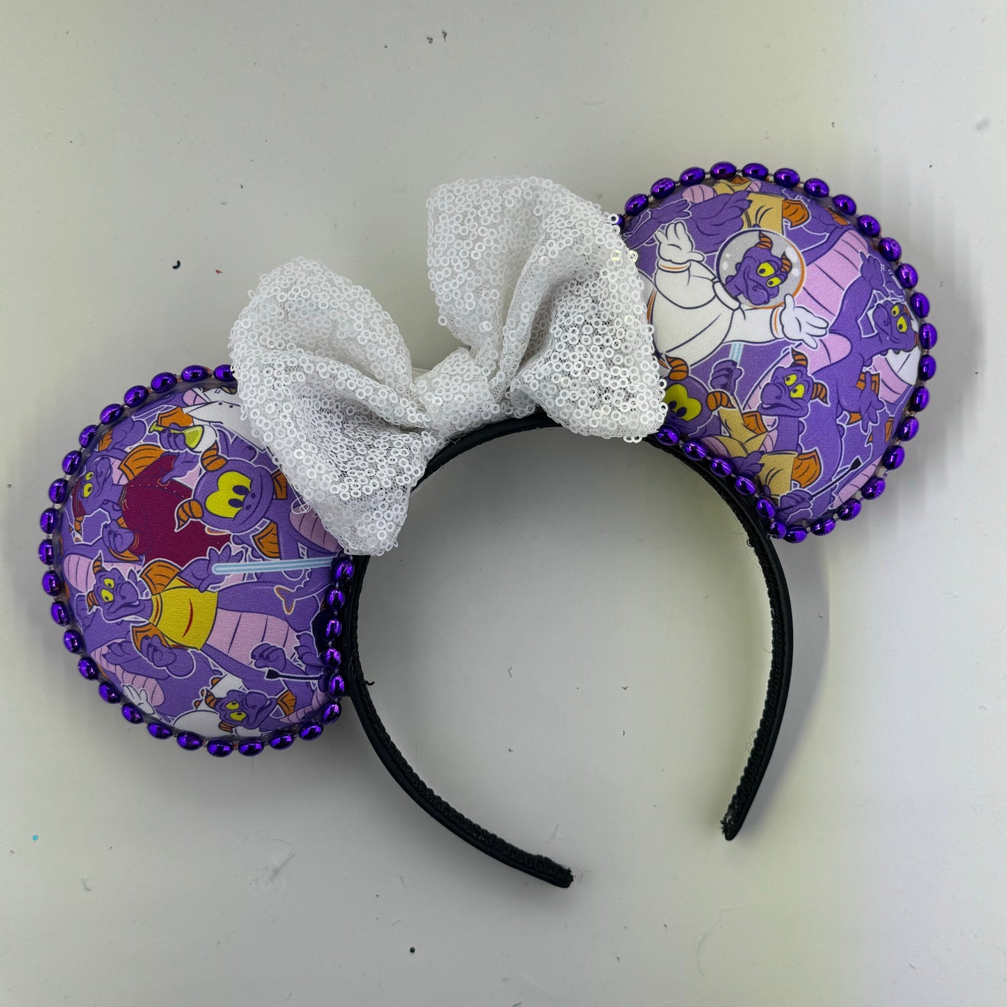 Stacked Sparks w/ White Bow Ears