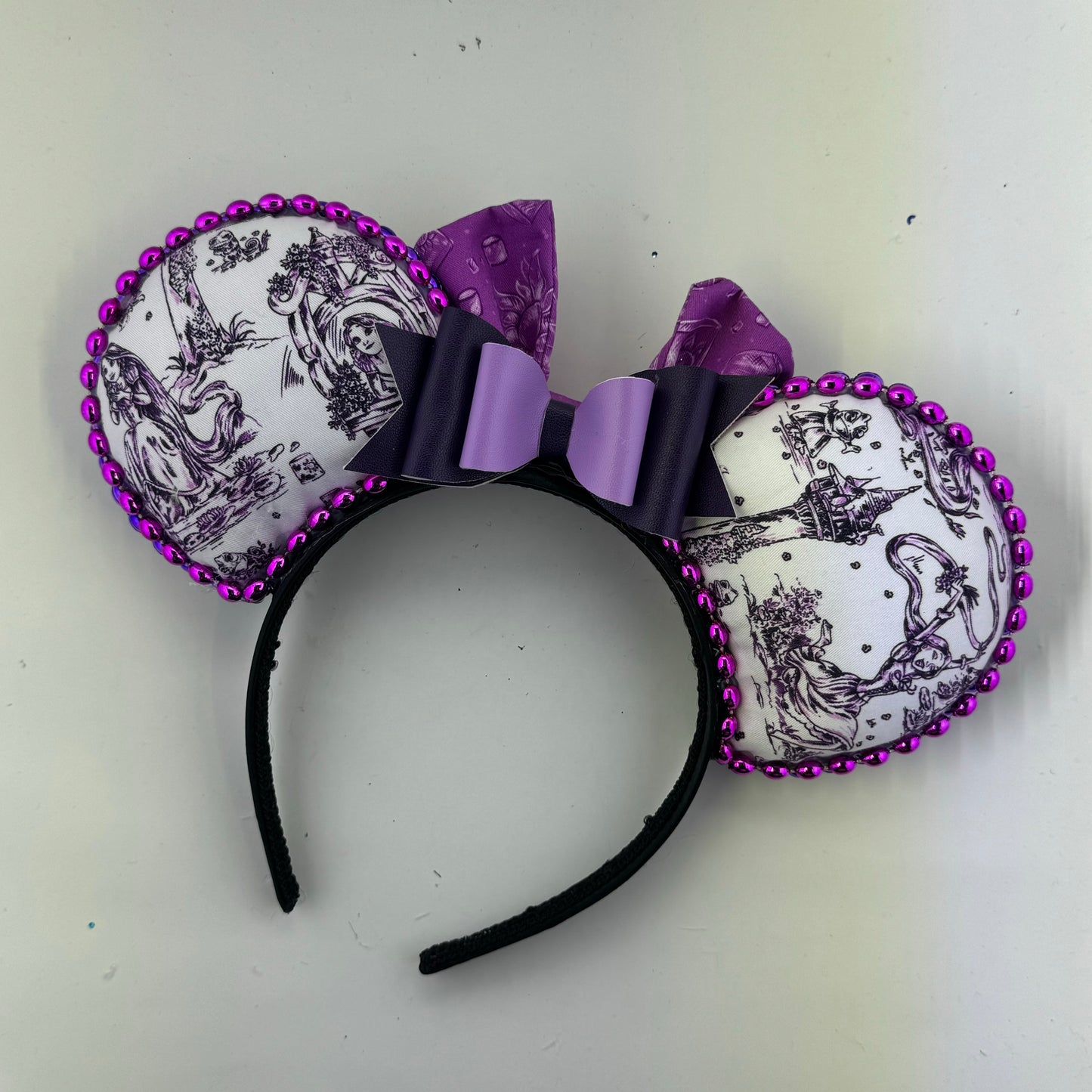 Tangled Toile w/ Coord Suns Bow 1 Ears