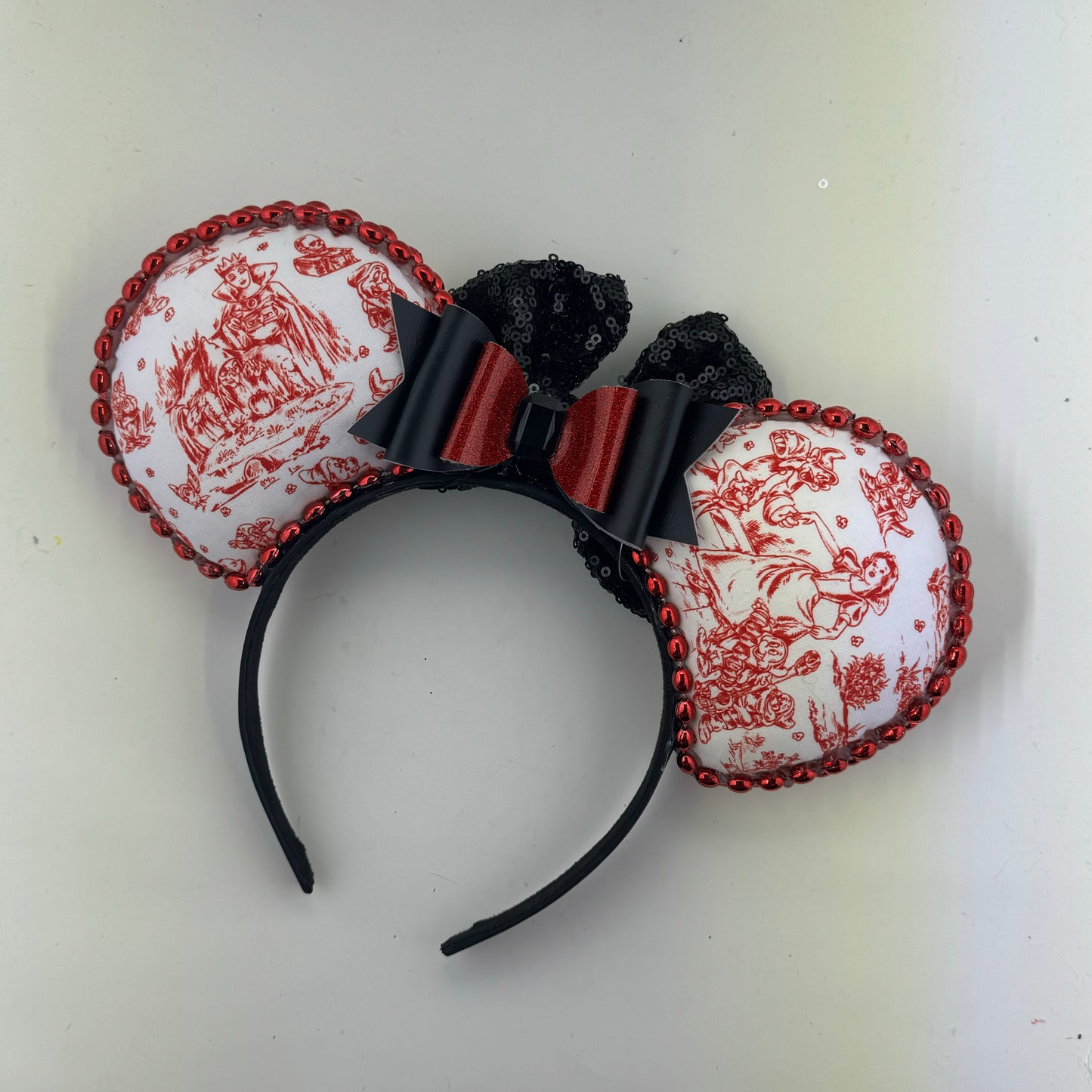 Poison Toile w/ Black Bow Ears