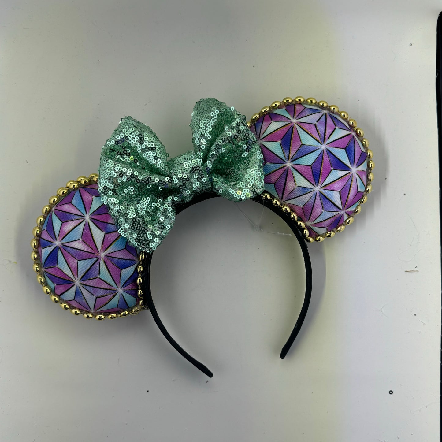 Celebration Triangles w/ Mint Bow Ears