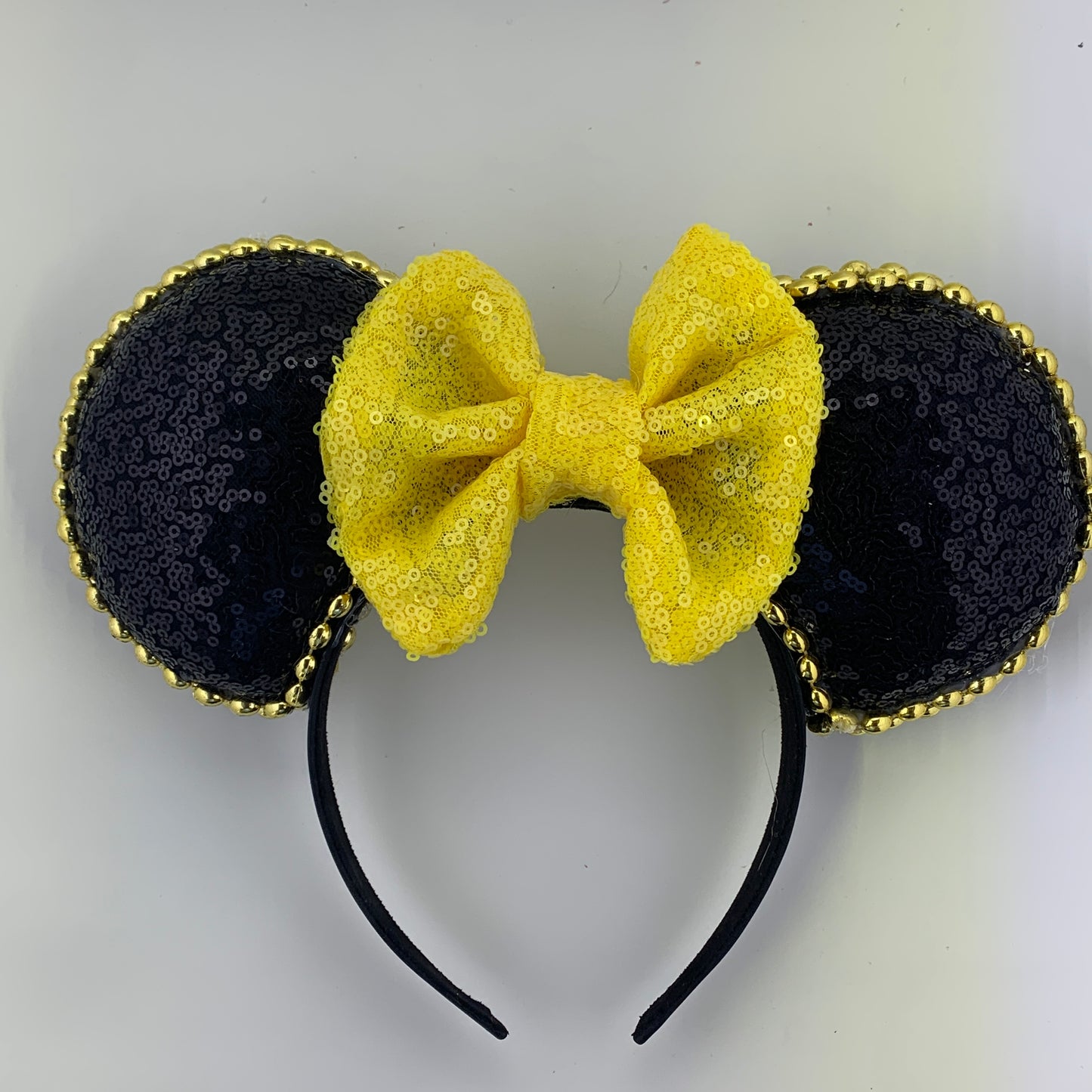 Sequin Ears For Dance Teams (Black Base | Gold Beads)