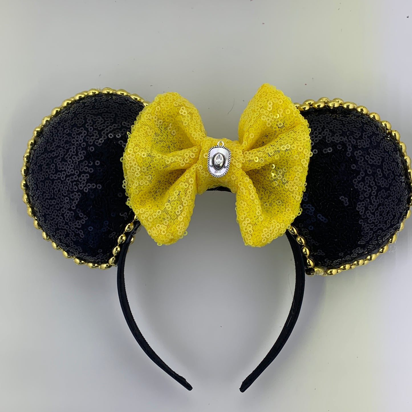 Sequin Ears For Dance Teams (Black Base | Gold Beads)