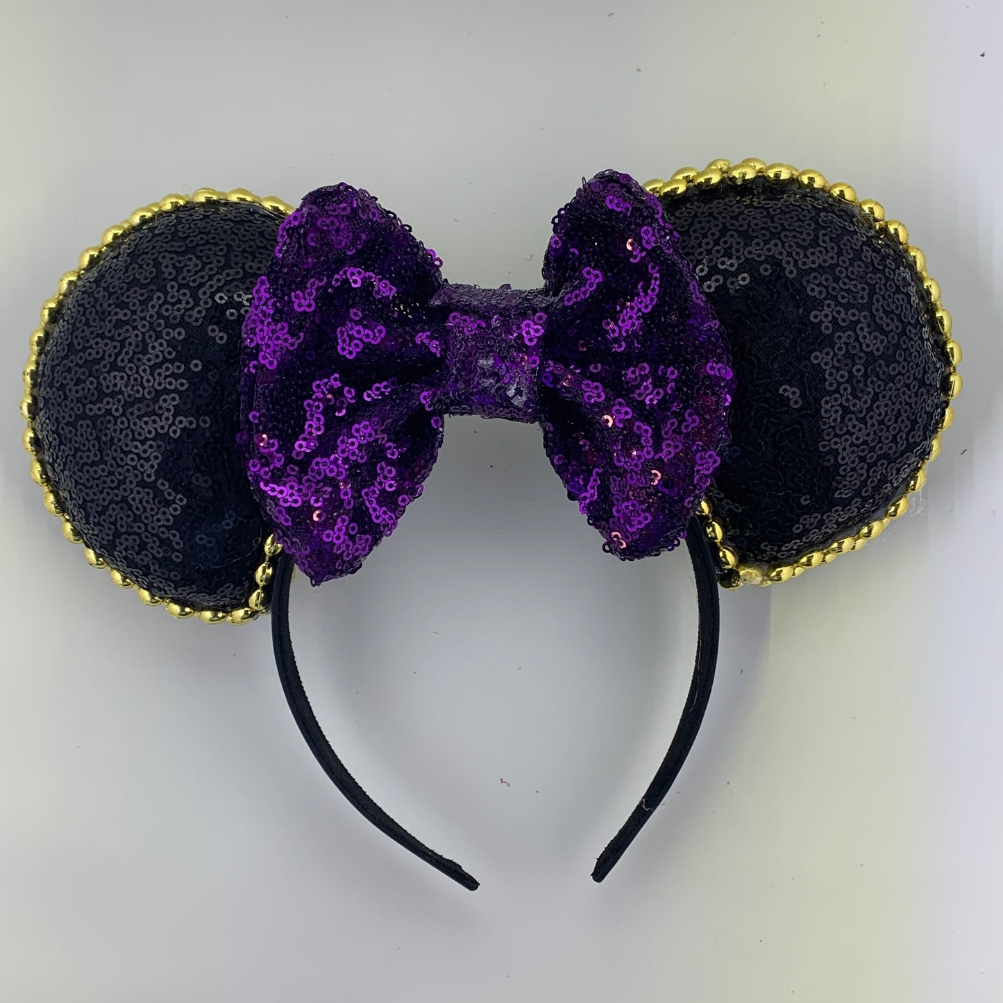 Sequin Ears For Dance Teams (Black Base | Gold Beads)