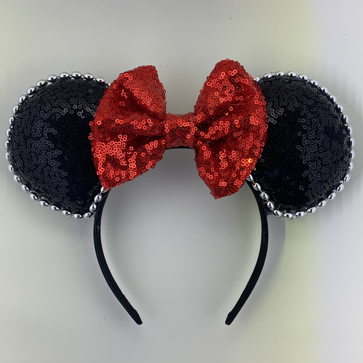Sequin Ears For Dance Teams (Black Base | Silver Beads)