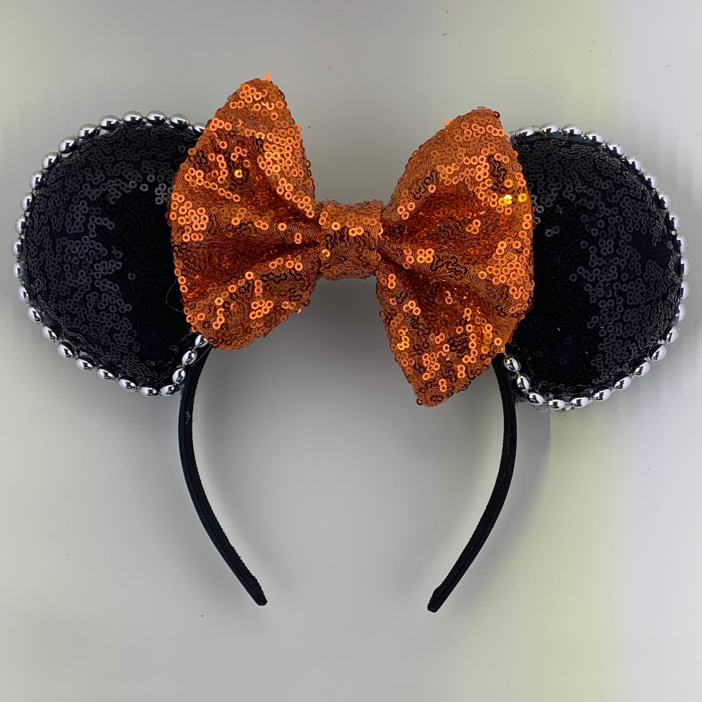 Sequin Ears For Dance Teams (Black Base | Silver Beads)