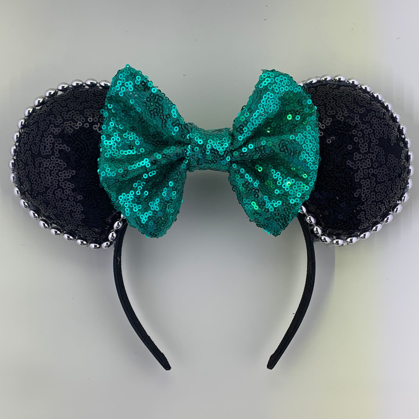 Sequin Ears For Dance Teams (Black Base | Silver Beads)