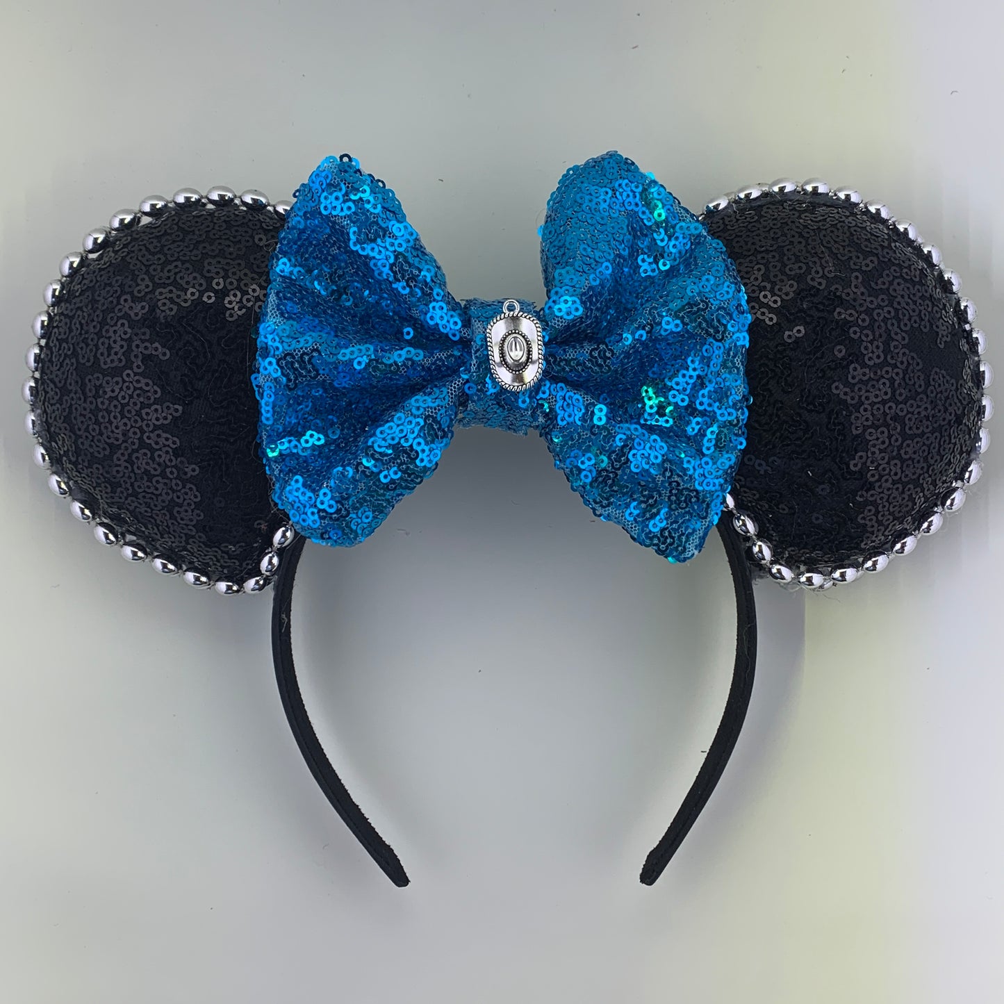 Sequin Ears For Dance Teams (Black Base | Silver Beads)
