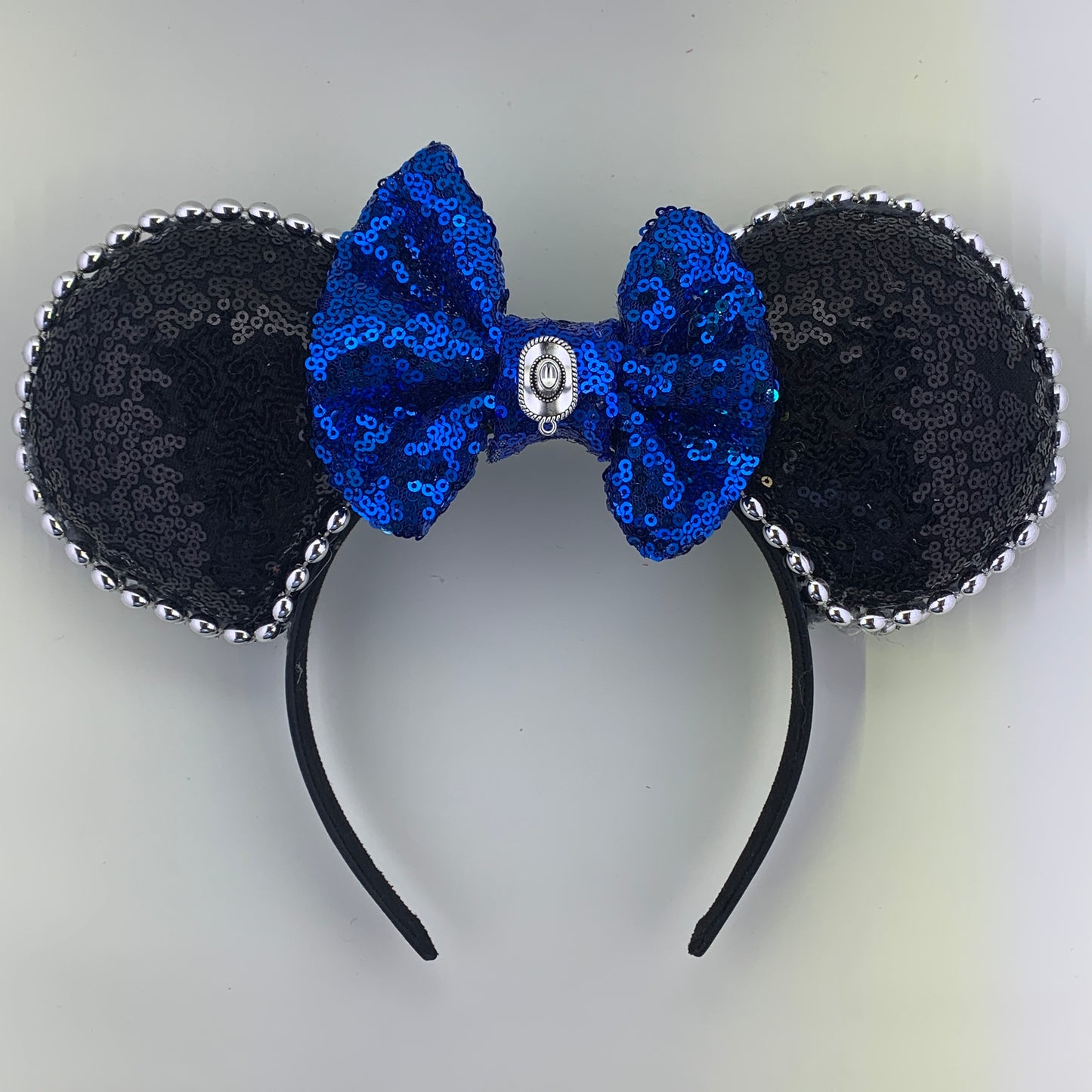 Sequin Ears For Dance Teams (Black Base | Silver Beads)