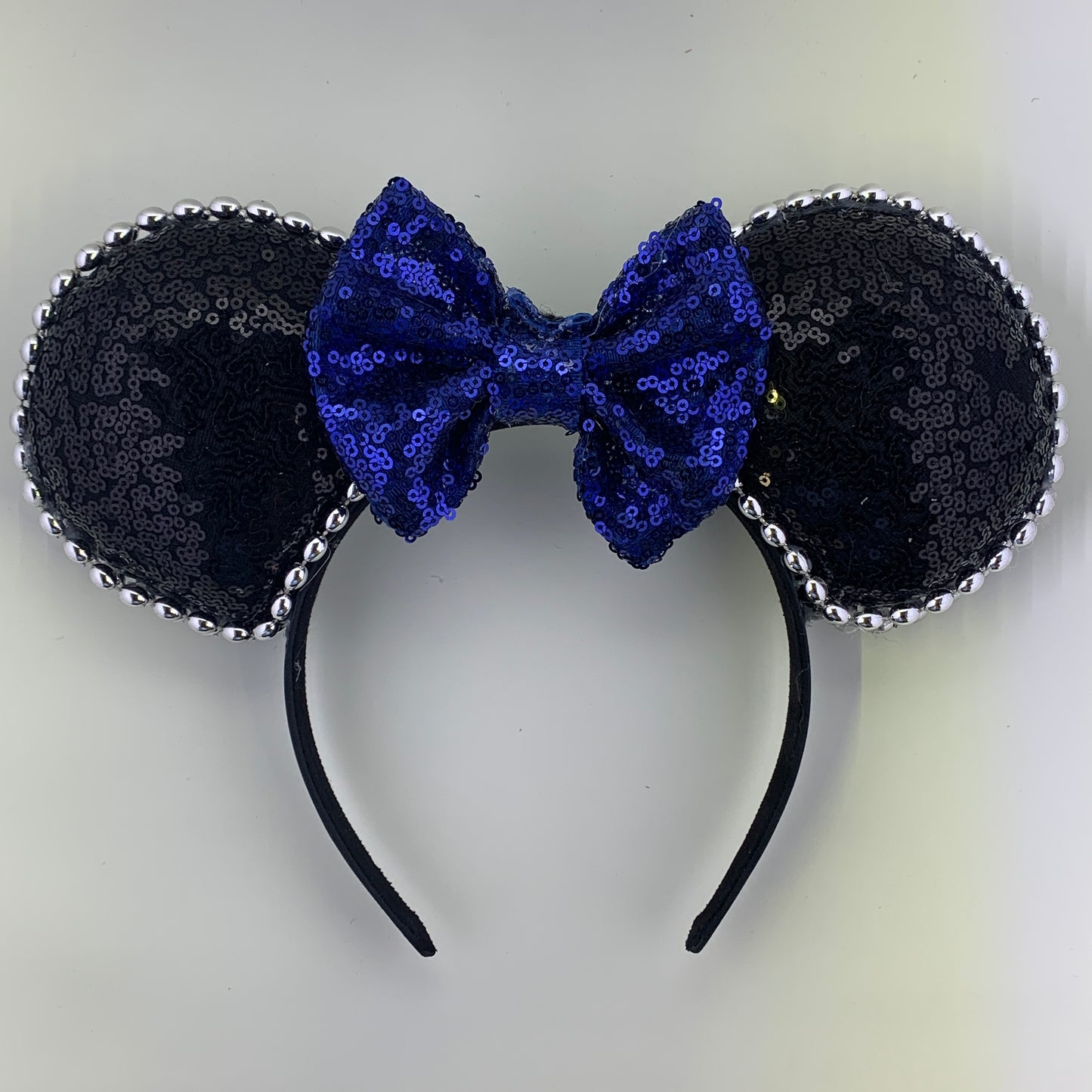Sequin Ears For Dance Teams (Black Base | Silver Beads)