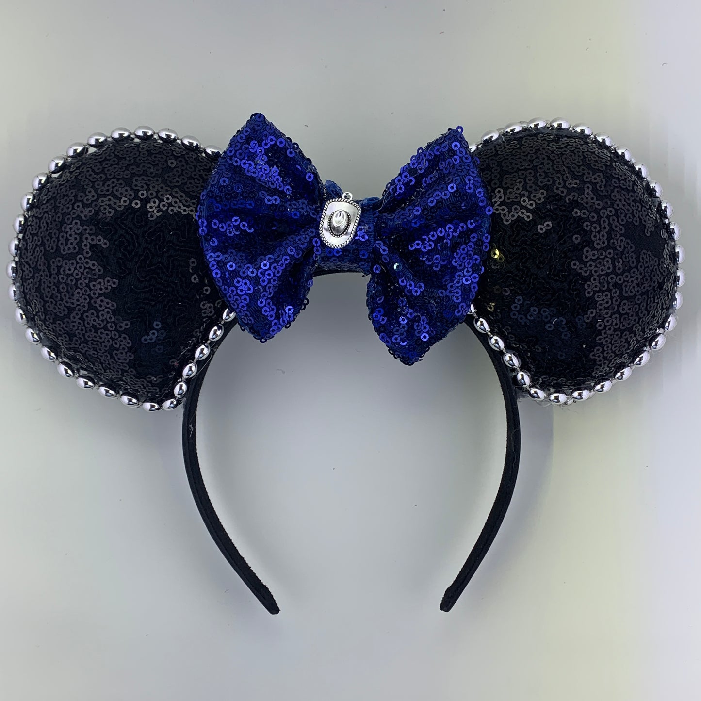Sequin Ears For Dance Teams (Black Base | Silver Beads)