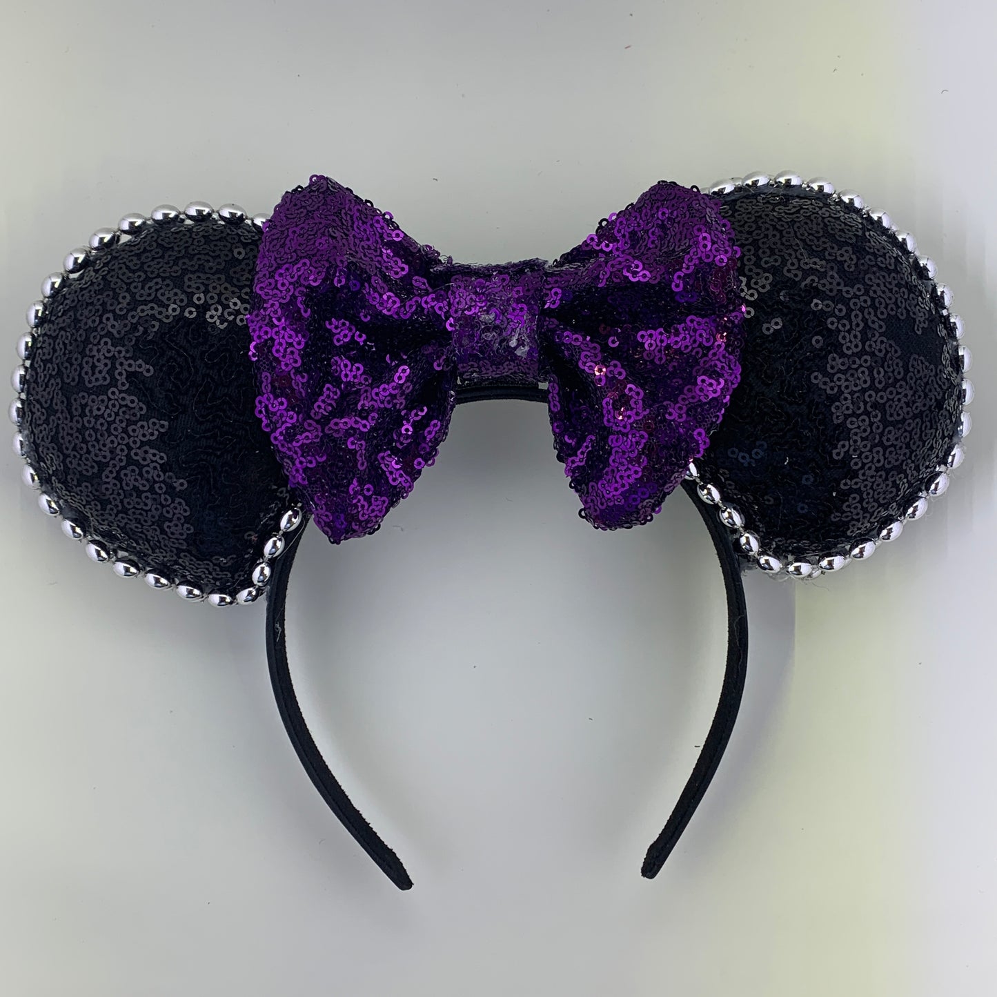 Sequin Ears For Dance Teams (Black Base | Silver Beads)