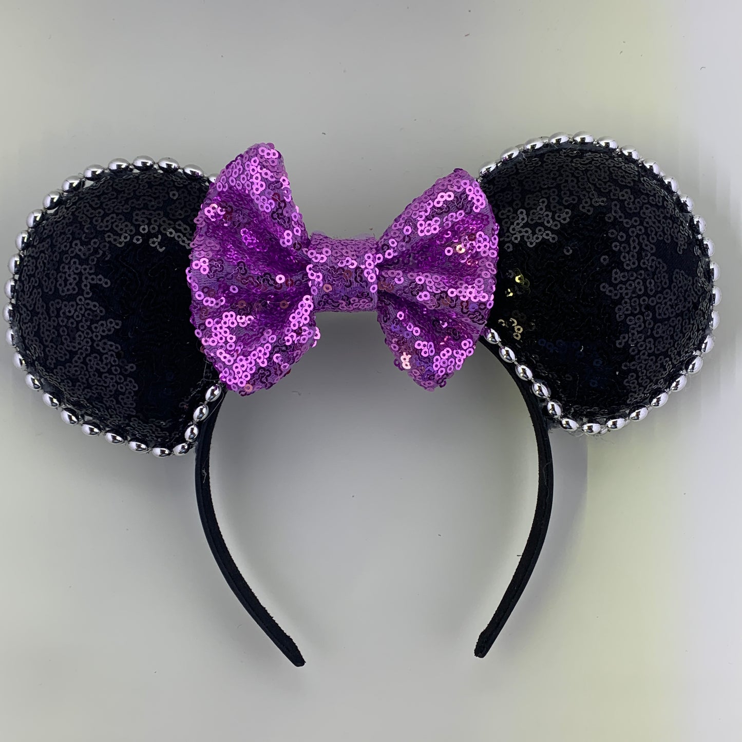 Sequin Ears For Dance Teams (Black Base | Silver Beads)