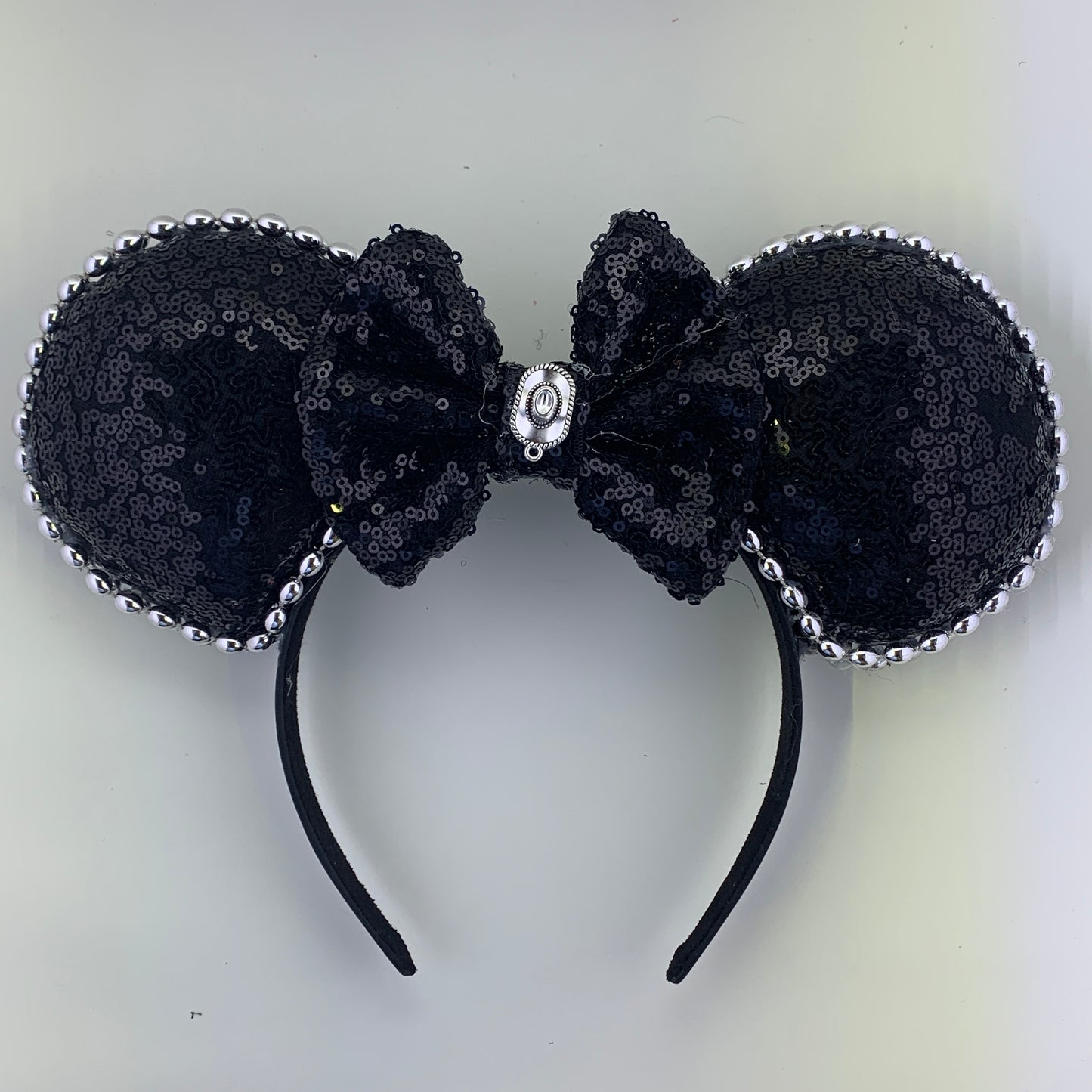 Sequin Ears For Dance Teams (Black Base | Silver Beads)