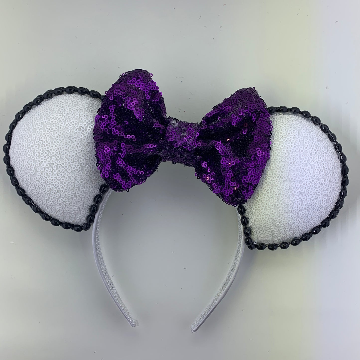 Sequin Ears For Dance Teams (White Base | Black Beads)