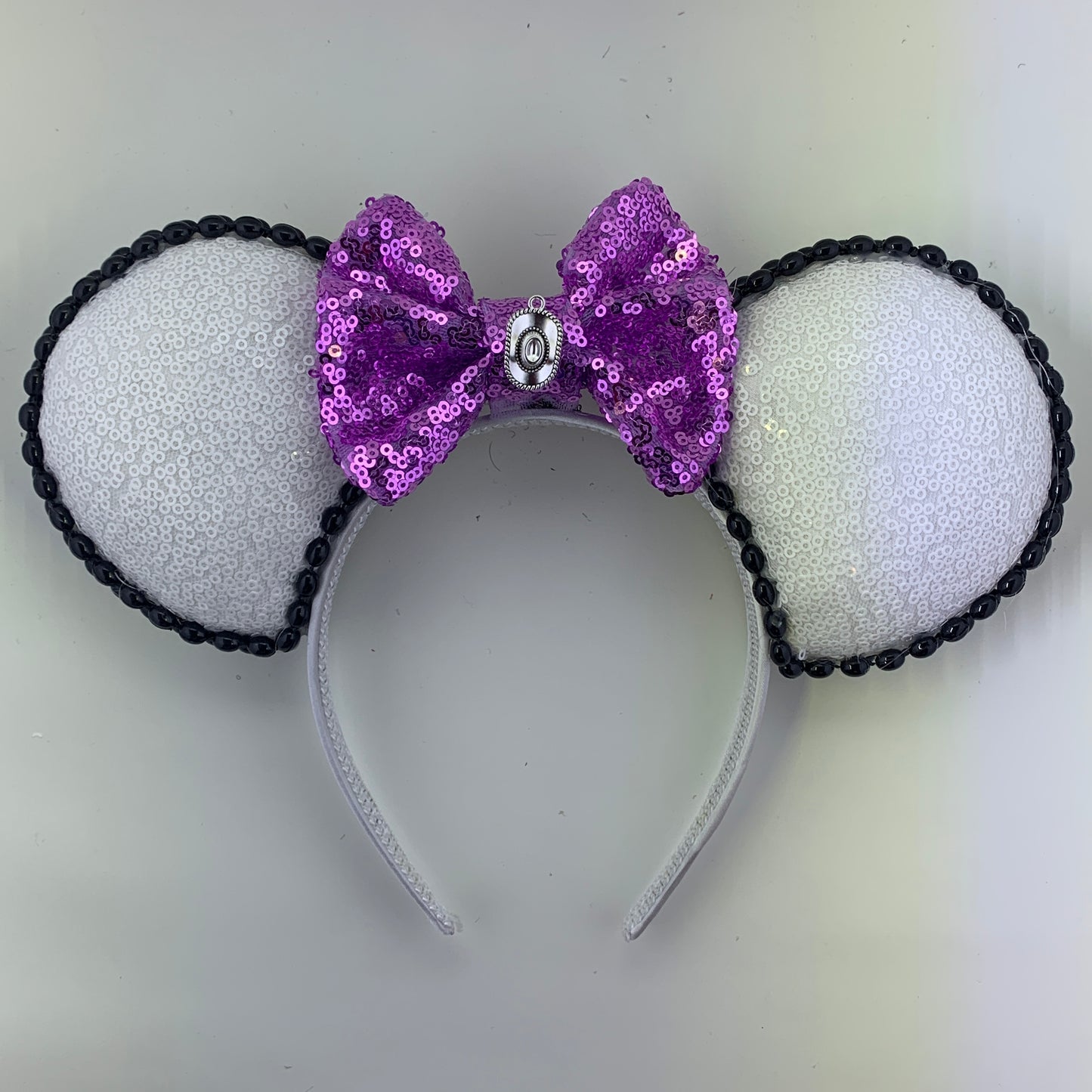Sequin Ears For Dance Teams (White Base | Black Beads)