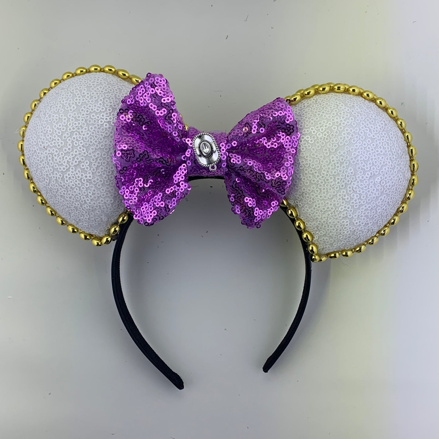 Sequin Ears For Dance Teams (White Base | Gold Beads)