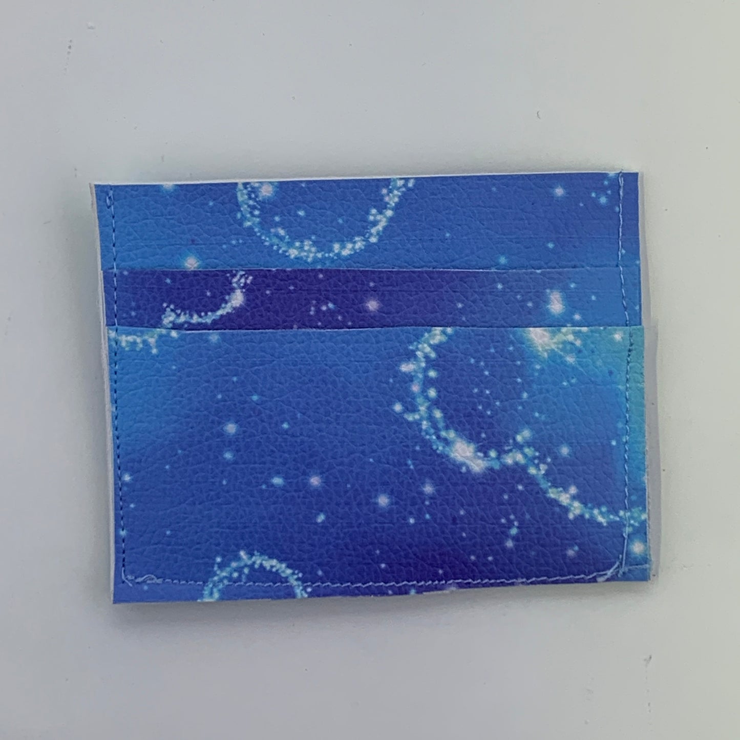 Digital Mouse Heads Light Blue Five Pocket Card Holder