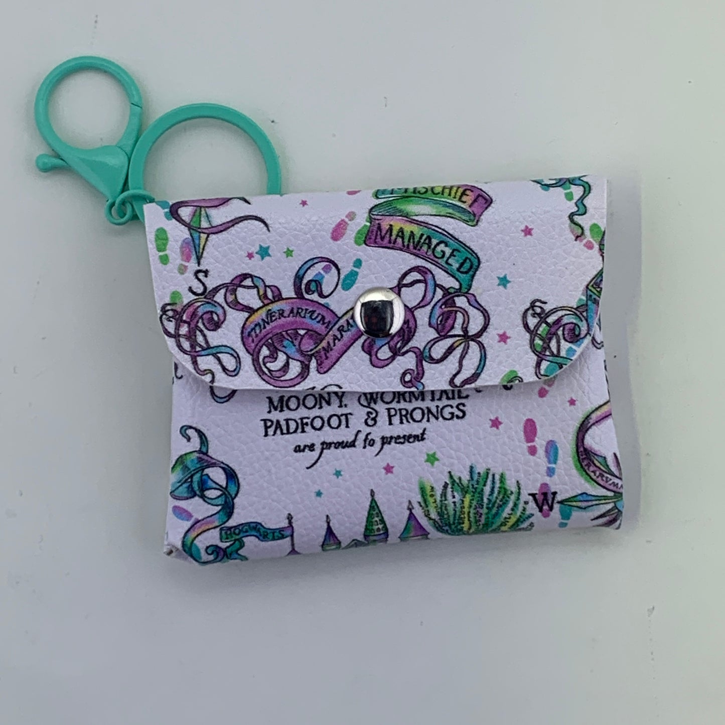 Spectrespecs Crests White Small Pouch