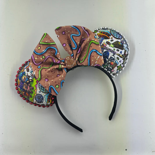 Gingerbread Galaxy White w/Gingerbread 626 Bow 2 Ears